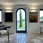 Luxury Overlooking Val D'orcia 펜션 *