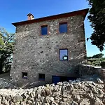 Luxury Overlooking Val D'orcia